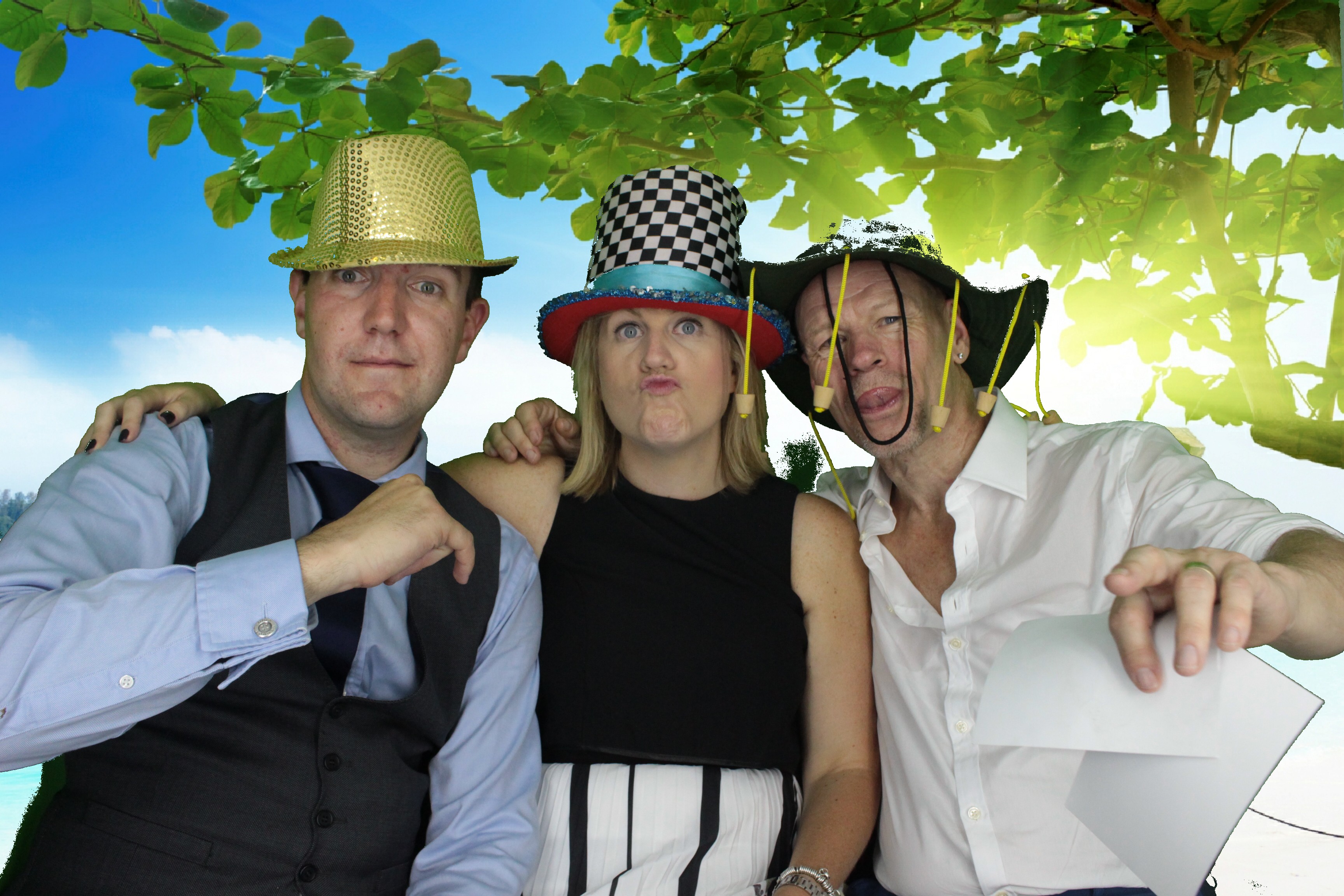 Mr & Mrs Ryan | View more photos from the event at gallery.myphotoboothexperience.co.uk/u/MyPhotoBoothExperienceLtd/Mr-Mrs-Ryan